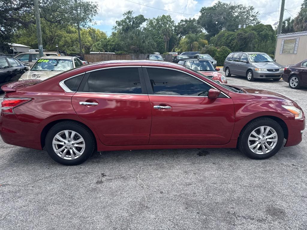 2014 Nissan Altima 2.5 S's photo